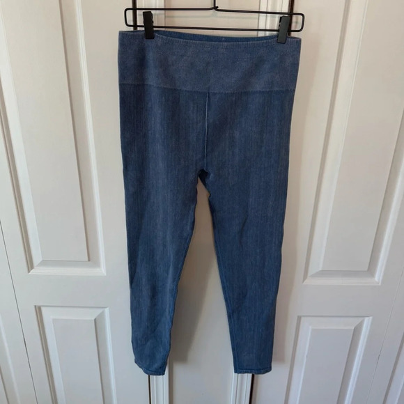 Fabletics Cloud Seamless High-Waisted Legging Women’s Size XL - Picture 4 of 13